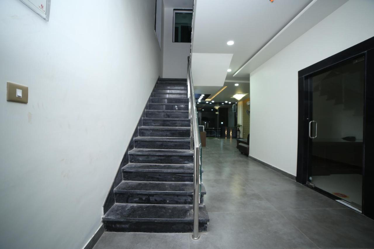 Hotel Devens Jaipur Bagian luar foto