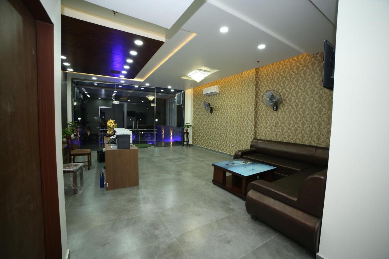 Hotel Devens Jaipur Bagian luar foto