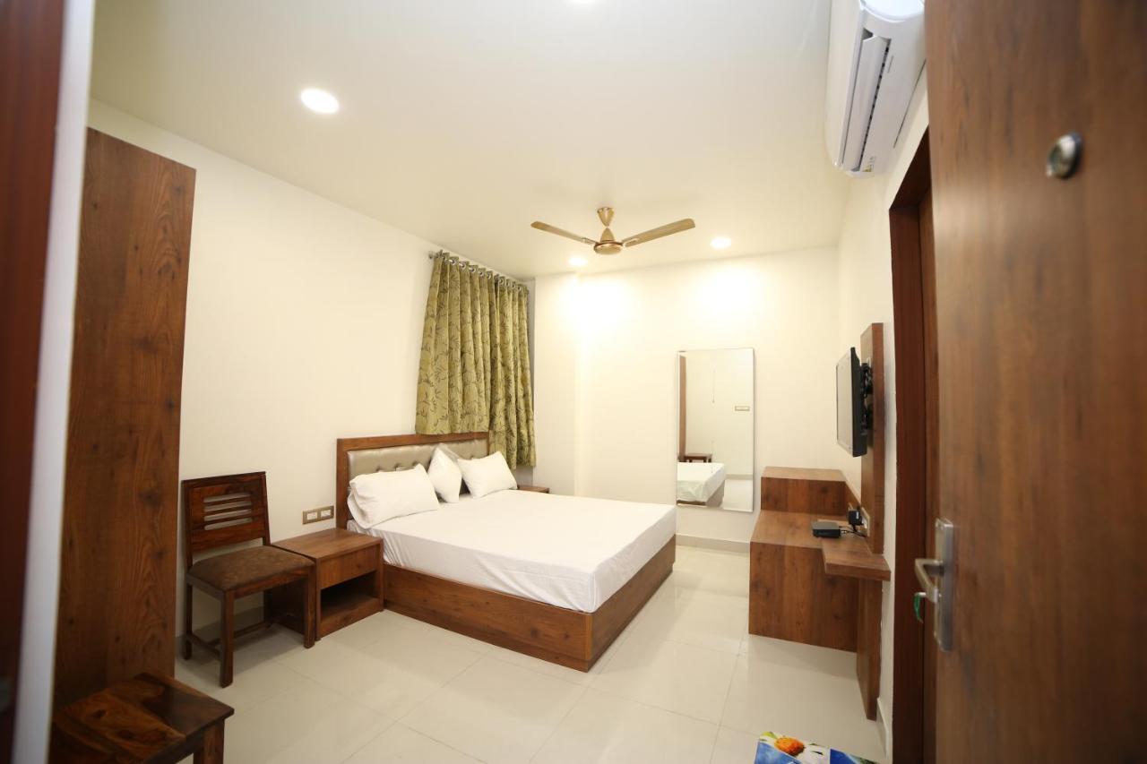 Hotel Devens Jaipur Bagian luar foto