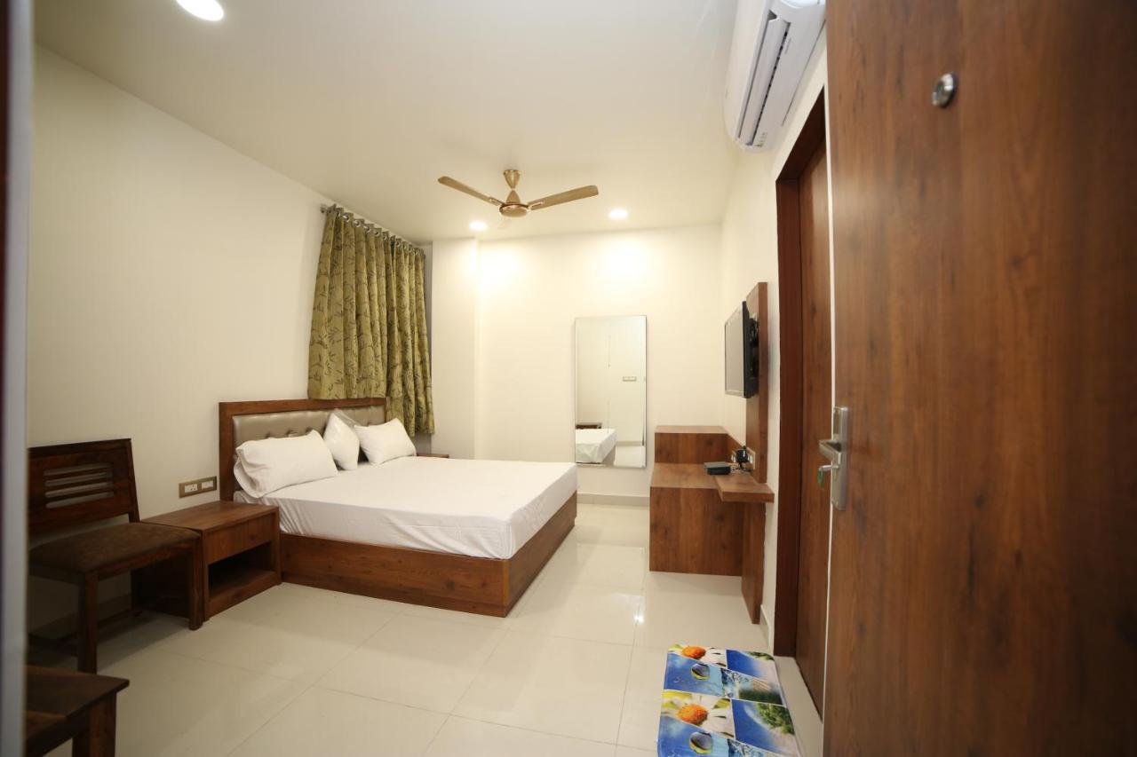 Hotel Devens Jaipur Bagian luar foto